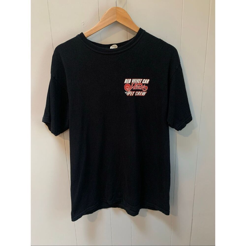 Red Velvet Car Heart Pit Crew Anvil Black Concert Tour Merch Tee Large